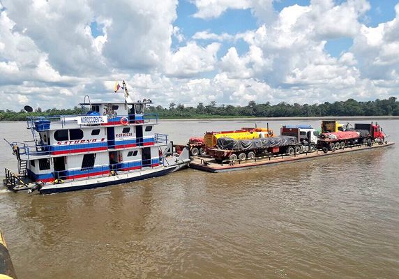 Botes de apoyo para operaciones de transporte fluvial y logística marítima