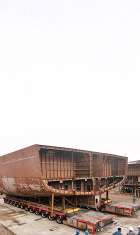 Movilización de primer buque multipropósito con logística marítima y transporte especializado