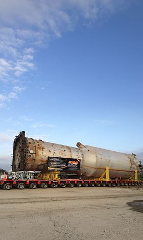 Proyecto de repotenciación de refinería estatal de Esmeraldas con logística para petróleo y gas