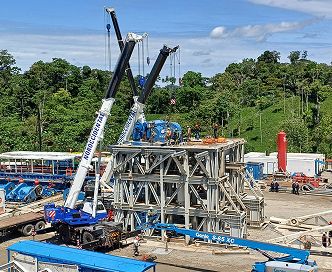 Banner del sector civil e infraestructura con proyectos de construcción vial