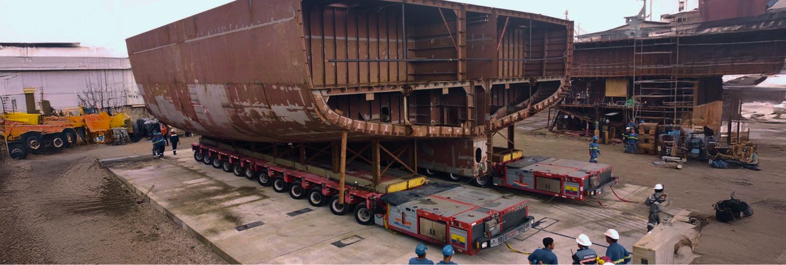 Imagen de fondo TNO en acción con mapa de cobertura nacional Ecuador